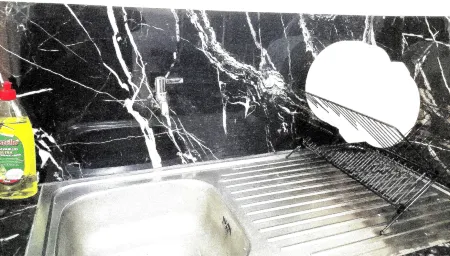 1 Bed House Private Compound with Off Road Parking Отели рядом с достопримечательностью «Opera Square Masjid»