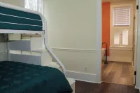Newly Remodeled 1900 Cottage