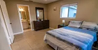Charming 2-bedroom house with AC, WiFi in lovely Deltona