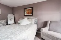 Welcoming Cozy Retreat for Friends and Family!