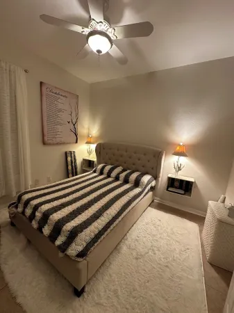 Spacious 4-bedroom house with AC, WiFi in serene Round Rock Отели рядом с достопримечательностью «Kalahari Indoor Water Park»