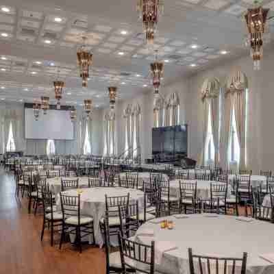 Tulsa Club Hotel, Curio Collection by Hilton Dining/Meeting Rooms
