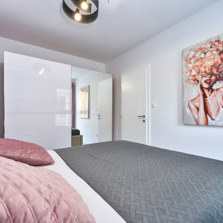 Imperial Apartment with Private Pool