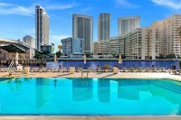 2BR Luxury Ocean Views Apt 1208 فنادق في هالانديل بيتش