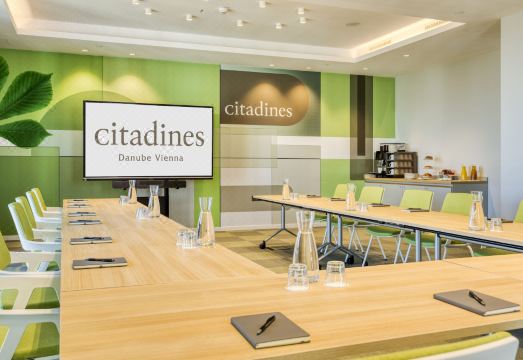 2. Citadine..