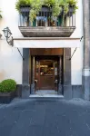 Agra Suites Отели рядом с достопримечательностью «Ospedale Monaldi»