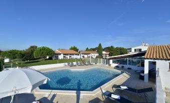 Mas de la Grenouillère Hôtel et Centre équestre en Pleine Nature