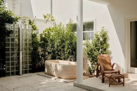 La Concha Отели рядом с достопримечательностью «TURTLE LAGOON»