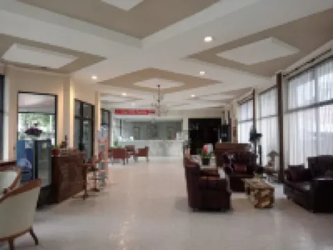 Hotel Istana Syariah Pekalongan by Hello Room Hotels in West Pekalongan