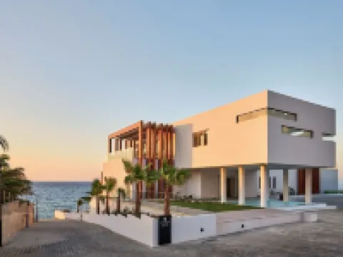 Enorme Santanna Island Hotels in Sisi