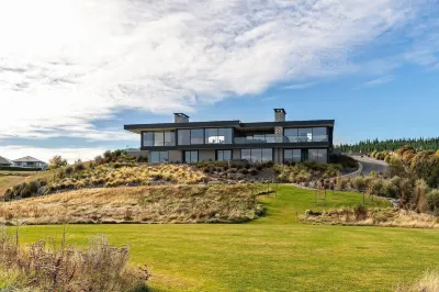 Ridgecrest - Lake Views - Sleeps 12