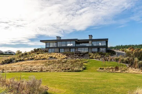 Ridgecrest - Sleeps 12 - Mountain Views