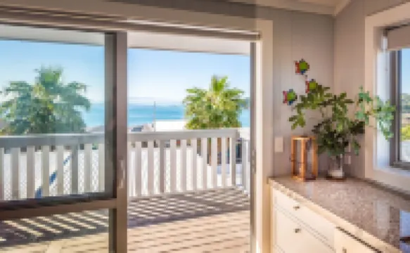 THE WAIHEKE PAD | Be My Guest
