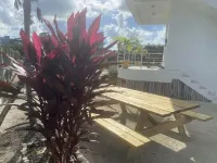 2nd Floor Casita. Short walk to town. On the river!