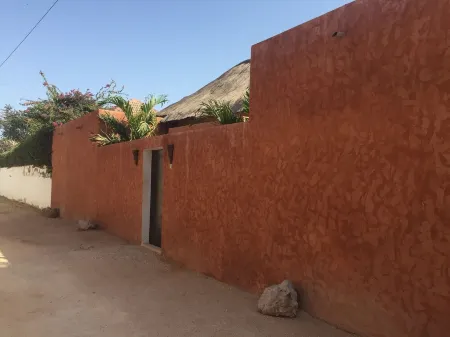 MAGNIFICENT VILLA T5 ANY COMFORT WITH SWIMMING POOL NEAR ALL FACILITIES Отели в г. Сали