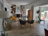 ESCALA, 5 minutes walk beach, VILLA STANDING160 habitab m2 / WIFI / WDM POOL - Wifi
