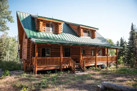 Lazy Moose Lodge - Your Park City Mountain Getaway