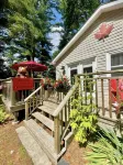 Inn The Moment: A Bright and Cozy Getaway in the Heart of Muskoka
