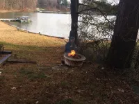 Cozy Lakeside Retreat