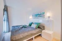 Sa Maniga - sunny modern apartment, 3floors, on the beach up to 3pers. WLAN incl. Hotels in Cala Millor