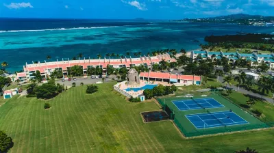 Deluxe Studio w/ Spectacular Carribean Sea View فنادق في 