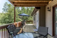 ~Serenity~A Unique Destination -3BR/3BATH/Gameroom-- Close to Skiing & Lake Fun