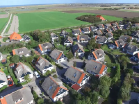 Villa in Callantsoog with Whirlpool and Beach Hotels in Callantsoog