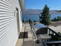 4 BR Upper Floor With Massive Lake view