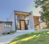 New Modern Home, Golf, Polo, Few Minutes From Catedral Ski Resort.