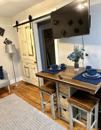 Cozy 1 bedroom gated community! Отели рядом с достопримечательностью «Университет Алабама ин Хантсвилл»