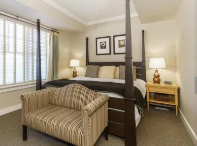 Luxury Cottage Lifestyle With Resort Amenities and Perks Hotel a 