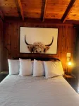 Secluded Nature Escape, Pet Friendly with WiFi in Three Rivers Hotels near General Sherman Tree
