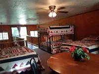 Windchimes Cabin-Seasonal View of Ouachita River