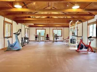 Caribou Ridge Hotels in Boundary County