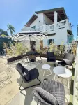 2 bedroom Villa with Pool and Stunning Ocean Views.