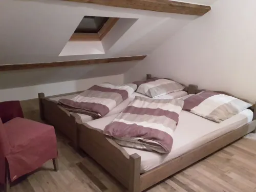 Lavender apartment with balcony, 4 persons Hotels in Plombieres