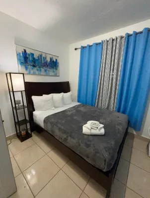 Cozy house near SJ w/ light 24/7 Hotels near Paseo Las Cumbres Shopping Center