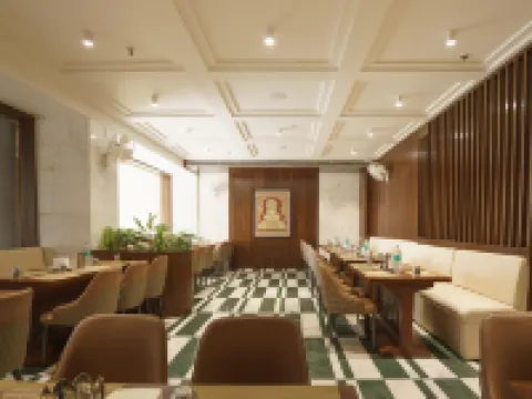 Aurea by The Wallflower Hotels 科塔酒店