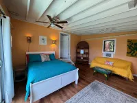 Authentic Island Stay, Budget-Friendly Cottage, Peaceful Setting, Stunning Views
