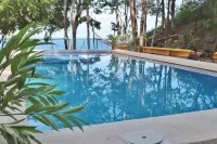 Amazing Cliff Home with Private Pool and Incredible White-Water Ocean Views.