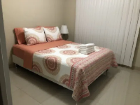 Private 2 Bedrm Villa-Walking Distance to University of Guam-FREE WiFi & PARKING