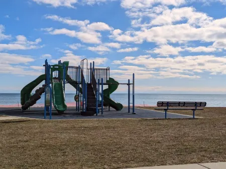 Lakefront Retreat: Escape to a SANDY Pet Friendly private Lake Huron Beach!