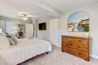 Cobia Cottage by the Sea - Brand New Putting Green and Peloton! Hotels in Palm Valley