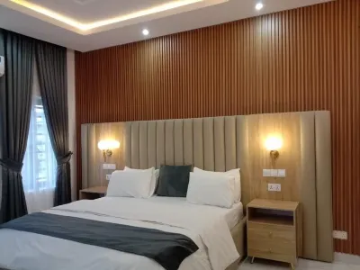 Harris Apt - Absolute finest Hotels near RCCG The Messiah's Place