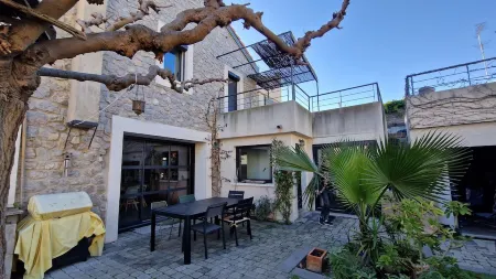 Magnifique Villa en Plein Cœur du Centre Ville de Palavas !! Отели в г. Палава-Ле-Фло