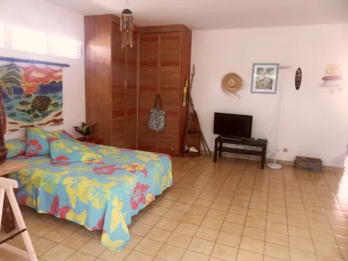 the feet in water Hotel di Sainte-Luce