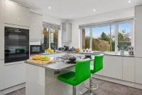 Luxury 2 Bedroom Apartment in Kettering