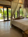Beachfrontgem- Owner’s Villa, Now Taking Reservations April-December.
