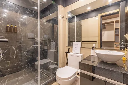 Gardenia: Cozy 1-bedroom condo in tropical Santa Cruz Отели рядом с достопримечательностью «Canal Isuto»