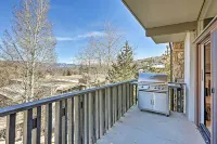 Snowmass Condo Great Proximity to Chair Lift - spa